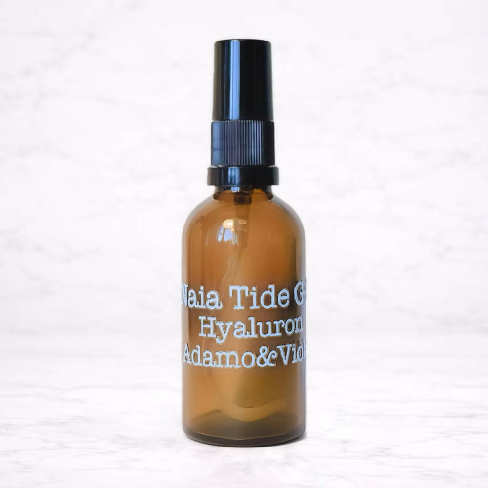Naia Dive fuktgivande hyaluron serum för ansiktet från Adamo & Viola